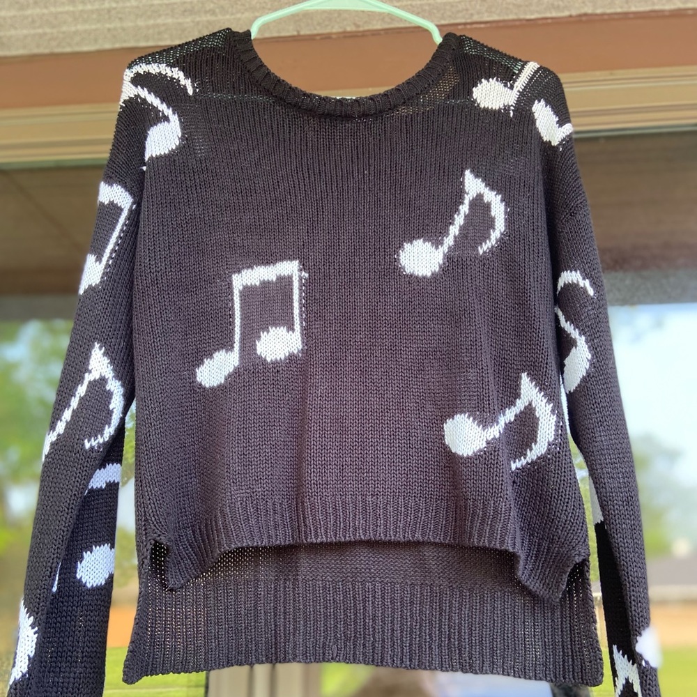 Hot Topic Black Sweater w/ Music Notes Small NWOT